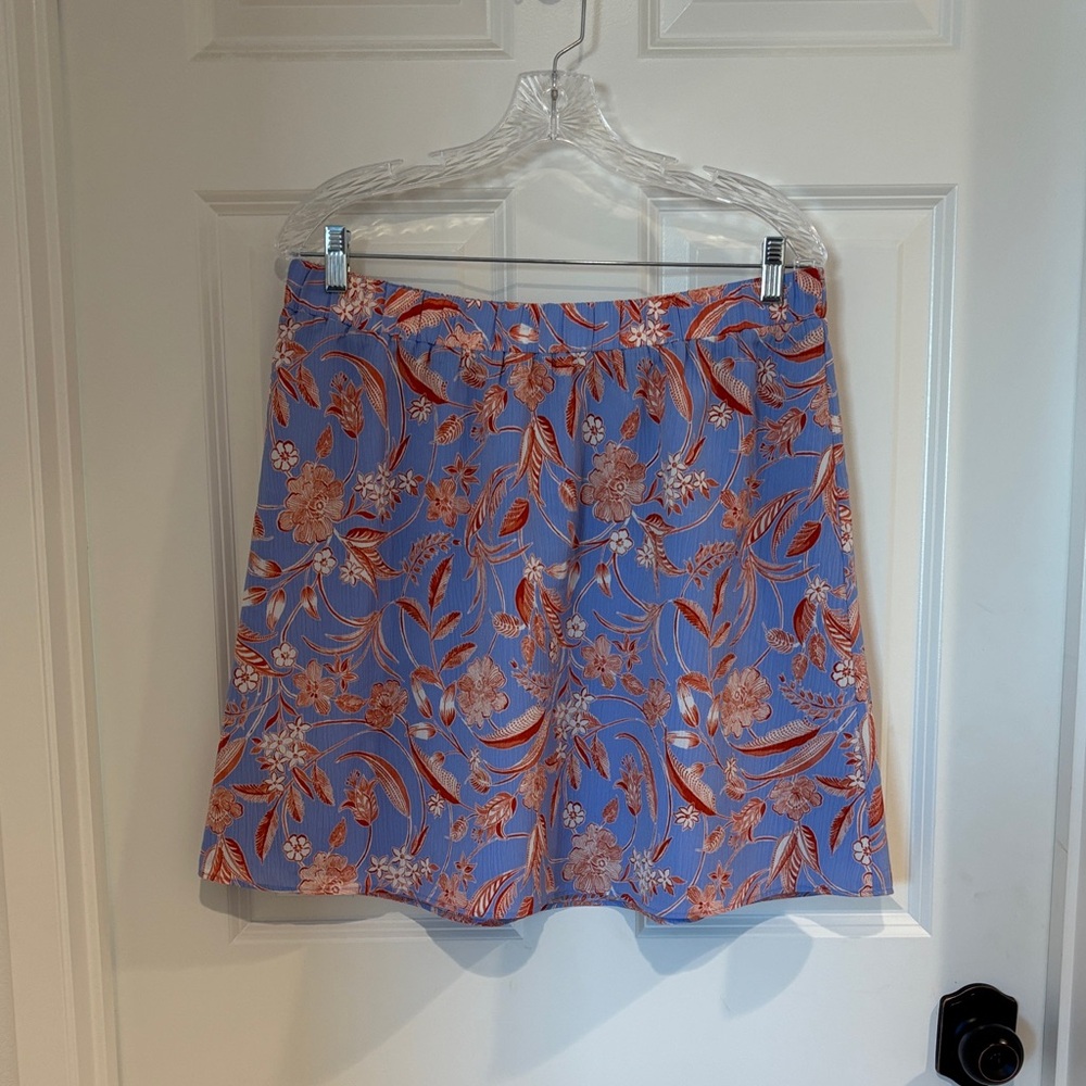 LOFT Blue and Red Floral Women's Skort